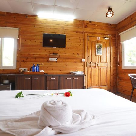 Tranquil Beach Resort Harihareshwar Экстерьер фото
