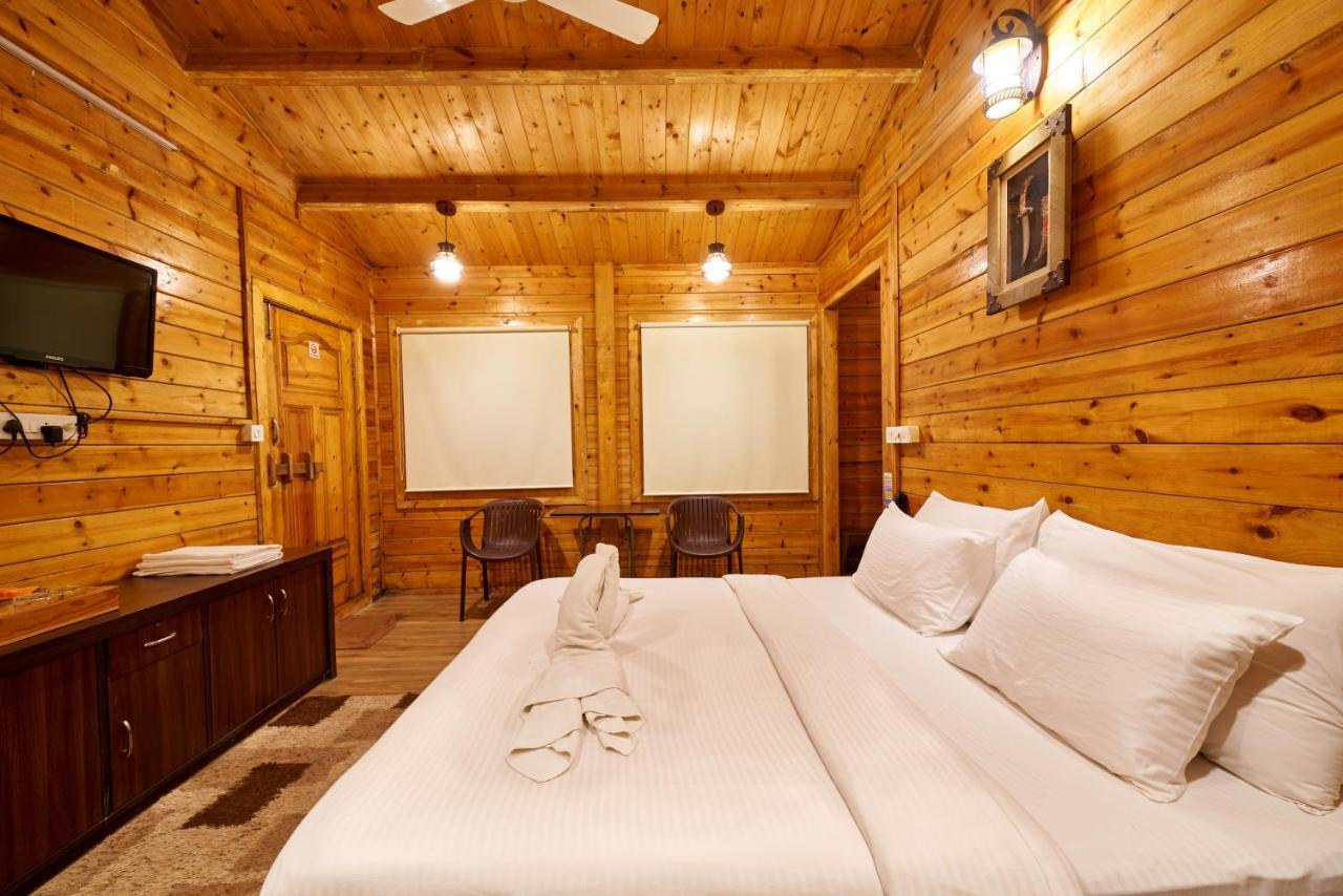 Tranquil Beach Resort Harihareshwar Экстерьер фото