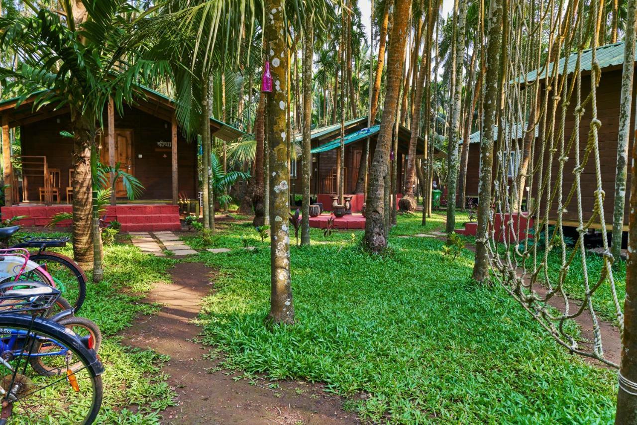 Tranquil Beach Resort Harihareshwar Экстерьер фото
