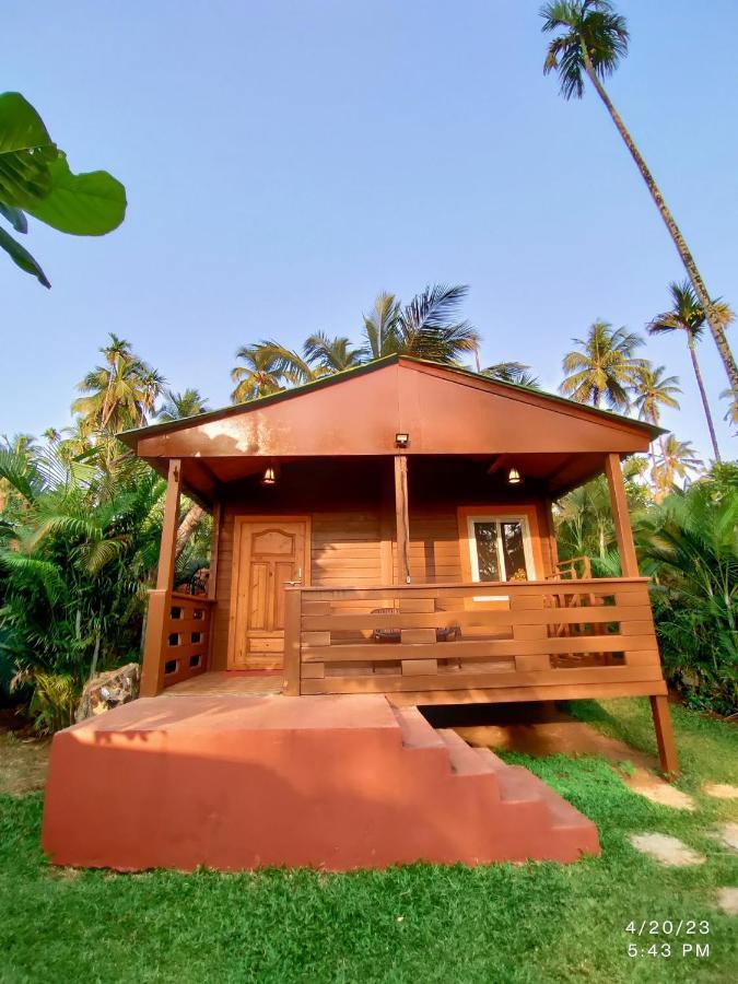 Tranquil Beach Resort Harihareshwar Экстерьер фото