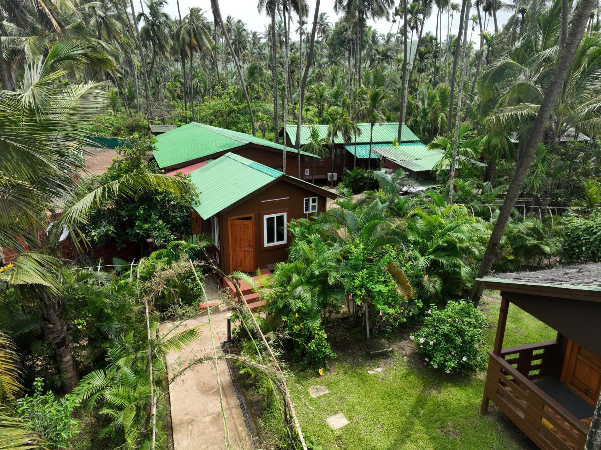 Tranquil Beach Resort Harihareshwar Экстерьер фото