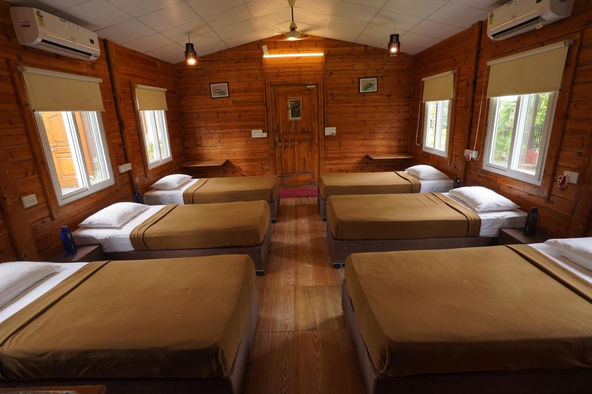Tranquil Beach Resort Harihareshwar Экстерьер фото