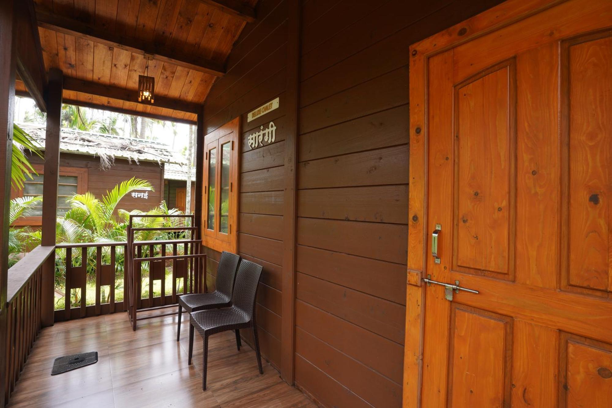 Tranquil Beach Resort Harihareshwar Экстерьер фото
