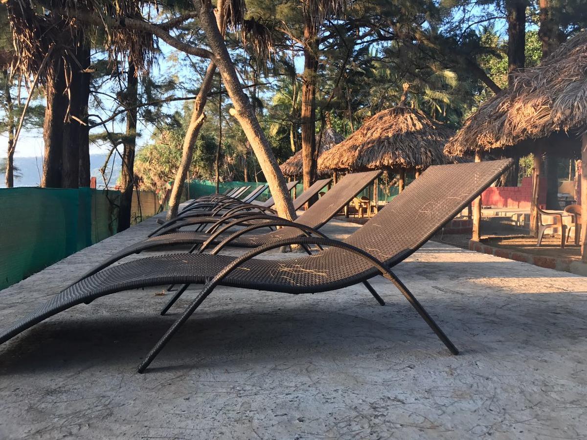 Tranquil Beach Resort Harihareshwar Экстерьер фото