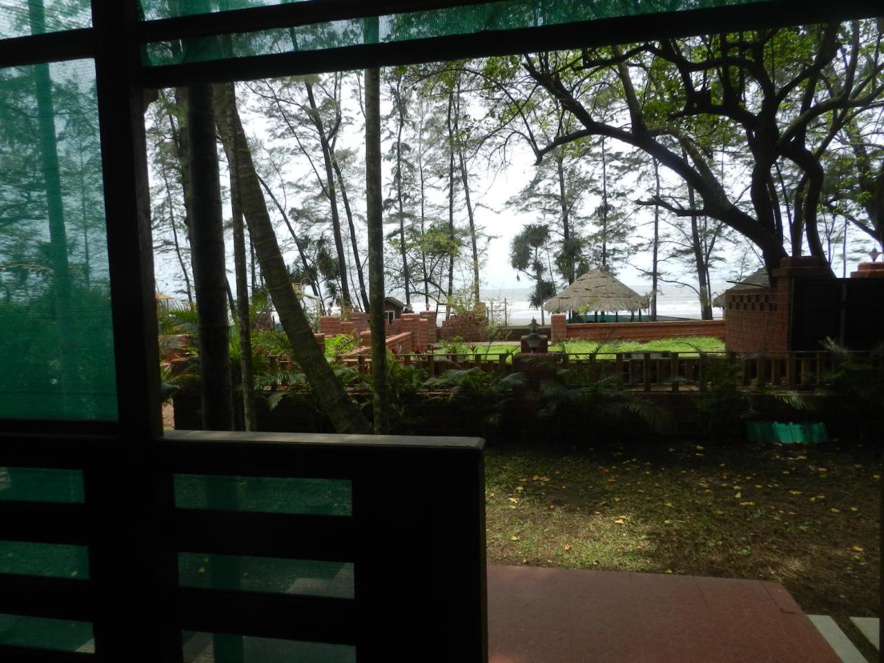 Tranquil Beach Resort Harihareshwar Экстерьер фото